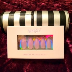 Très She Instant Acrylic Nails